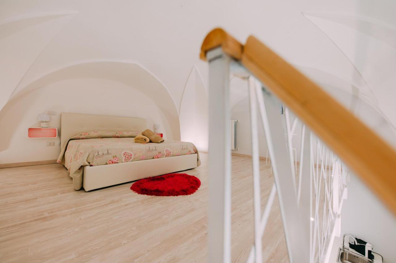 Bed Casa Vacanza Via Gallipoli - Corte Bari Brindisi Eksteriør bilde